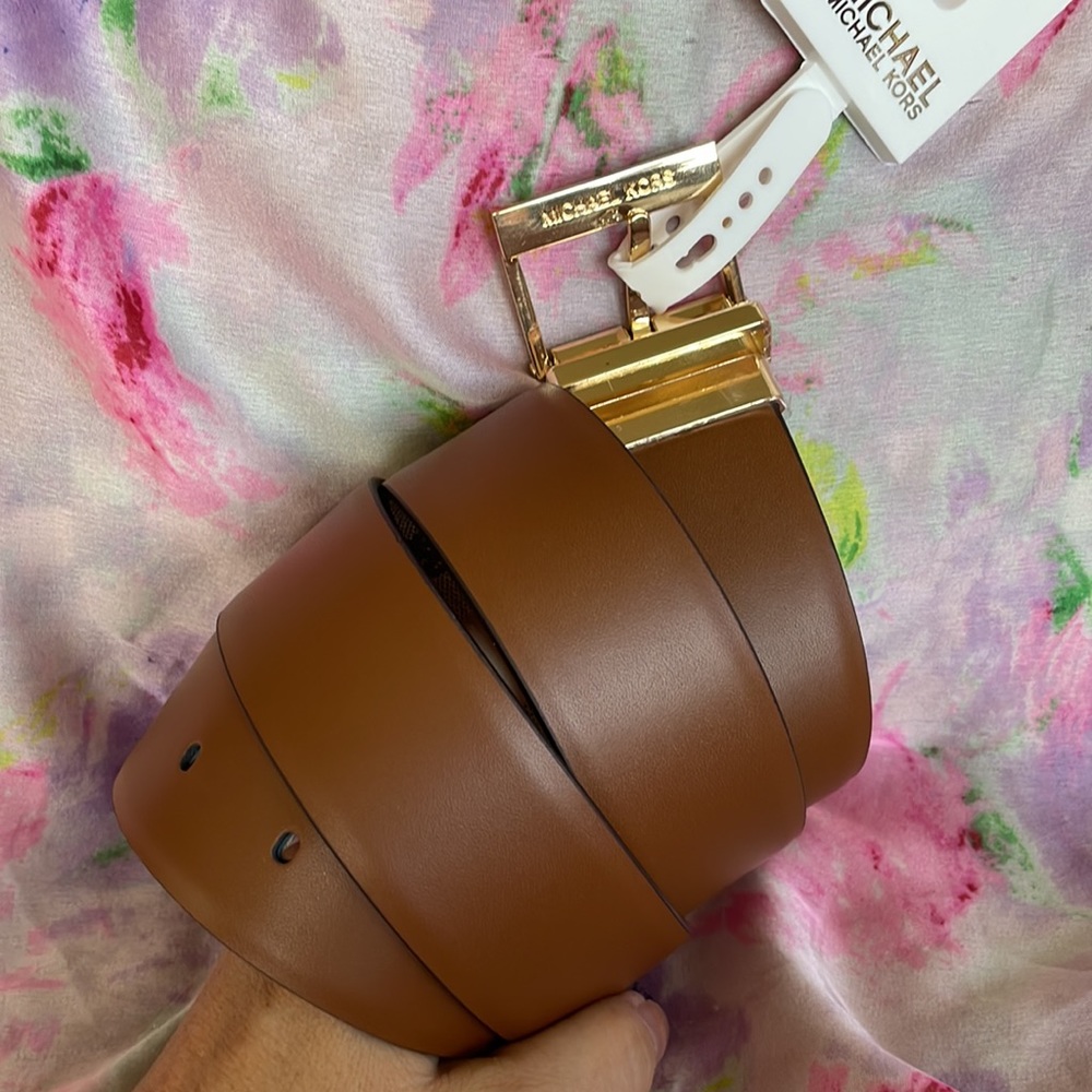 Brand New Michael Kors Genuine Leather Twist Reversible Gold Tone Buckle Belt - Picture 7 of 16